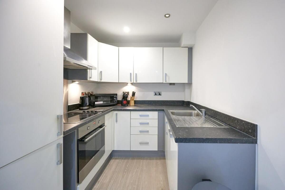 Lovely 2 Bedroom Apartment In Preston Πρέστον Εξωτερικό φωτογραφία